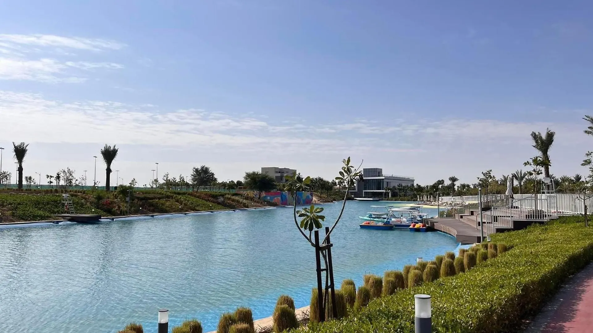 Dubai Private Pool Villa Damac Hills 2 Deleguest 0*,  Spojené arabské emiráty