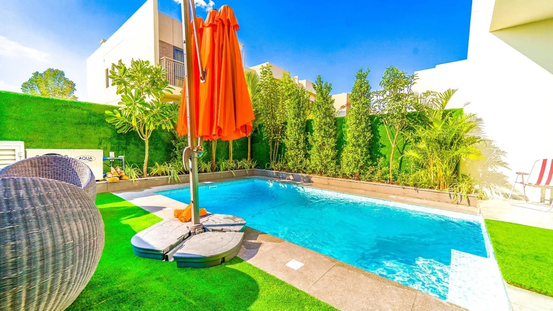 Dubai Private Pool Villa Damac Hills 2 Deleguest