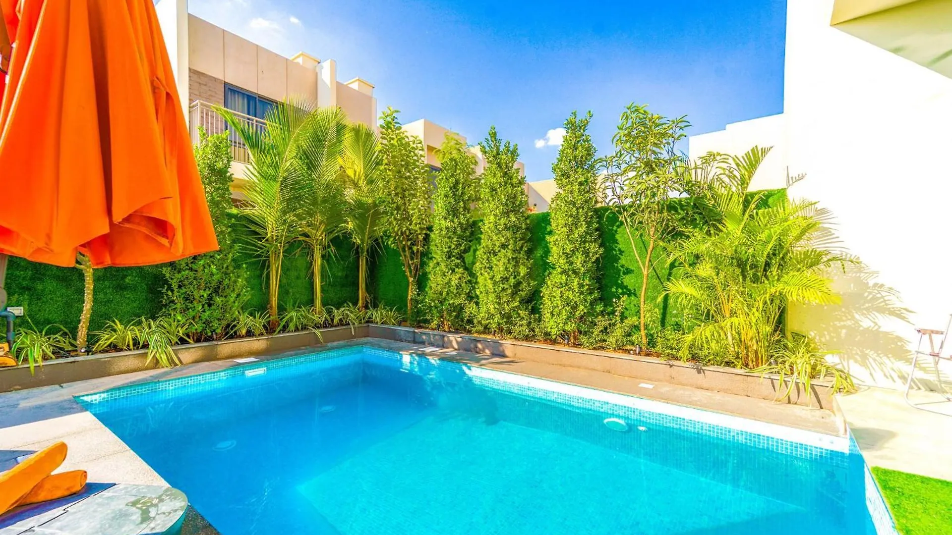 Dubai Private Pool Villa Damac Hills 2 Deleguest 0*,