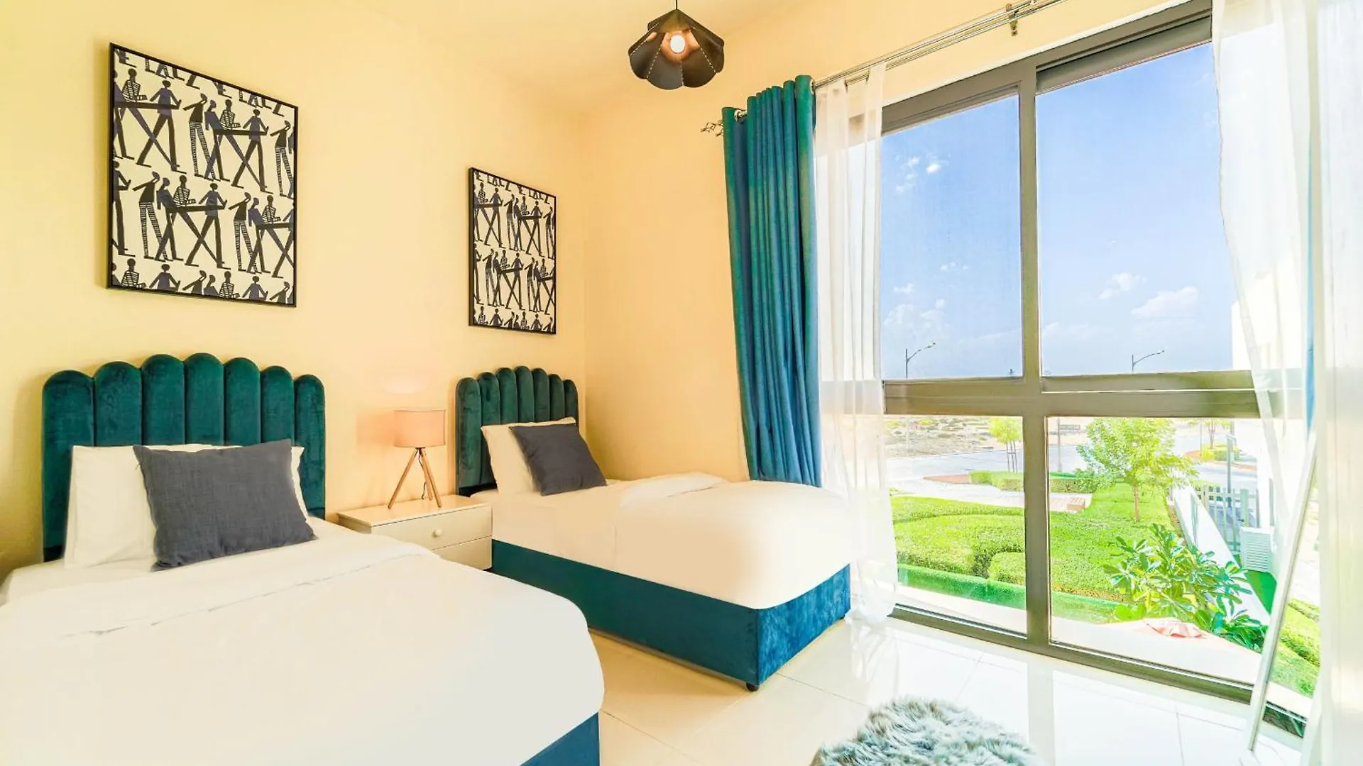 Dubai Private Pool Villa Damac Hills 2 Deleguest