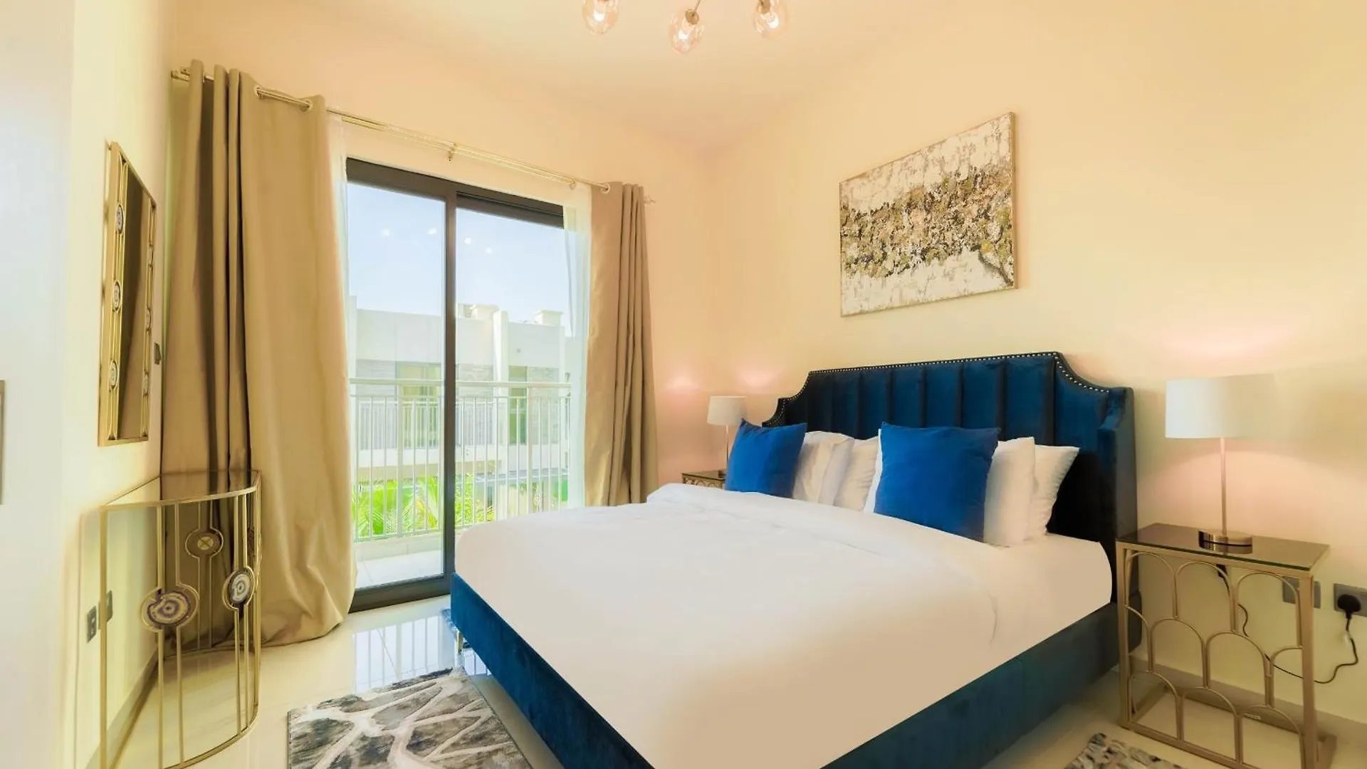 Dubai Private Pool Villa Damac Hills 2 Deleguest