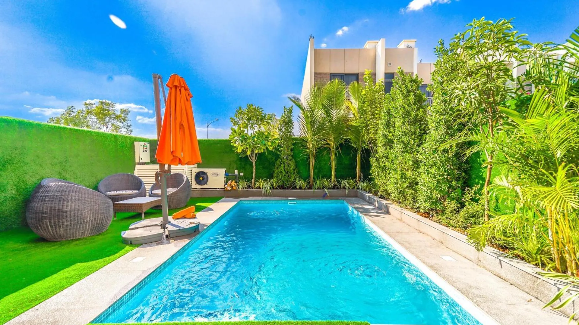 Dubai Private Pool Villa Damac Hills 2 Deleguest Spojené arabské emiráty