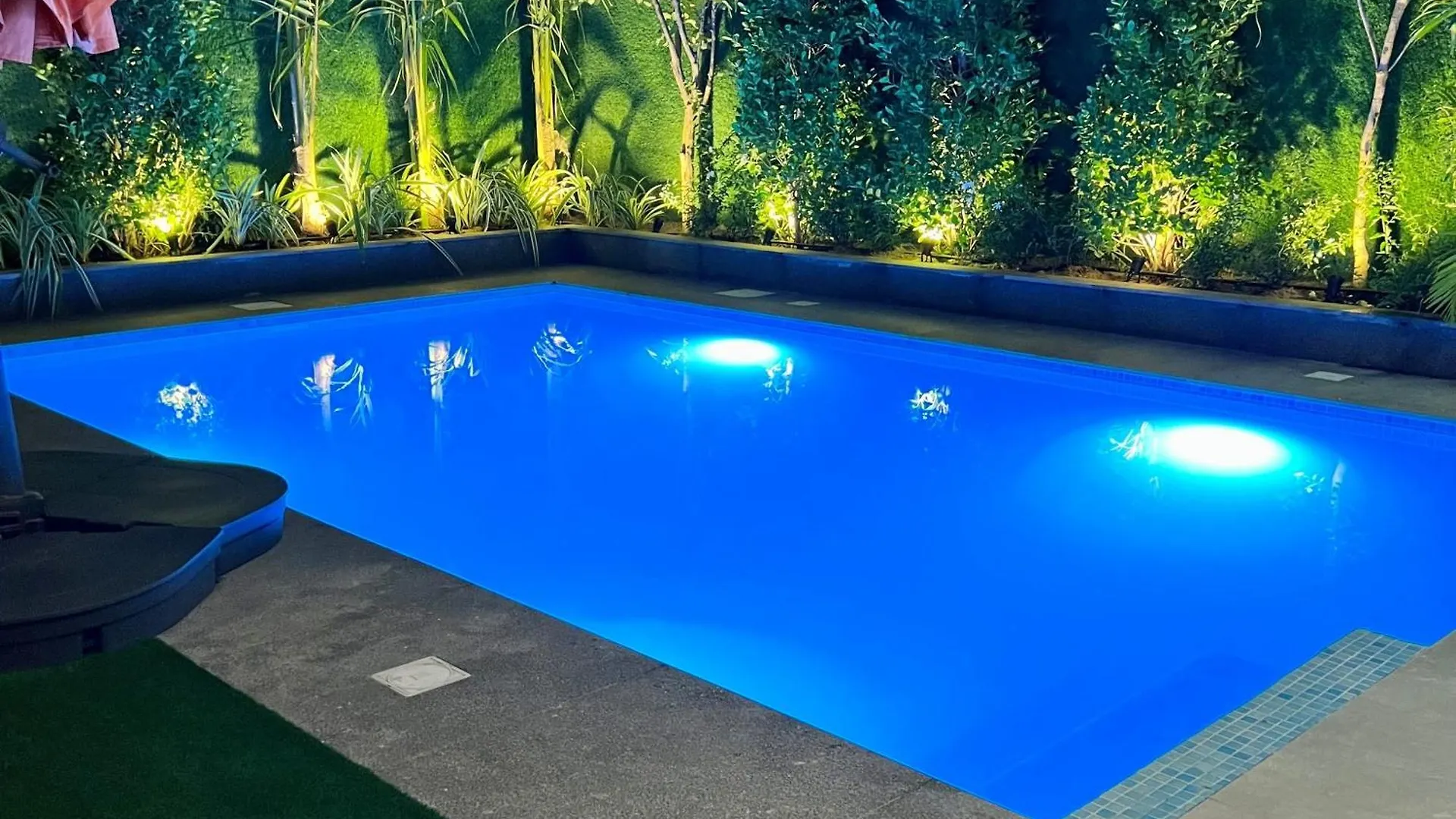 Dubai Private Pool Villa Damac Hills 2 Deleguest